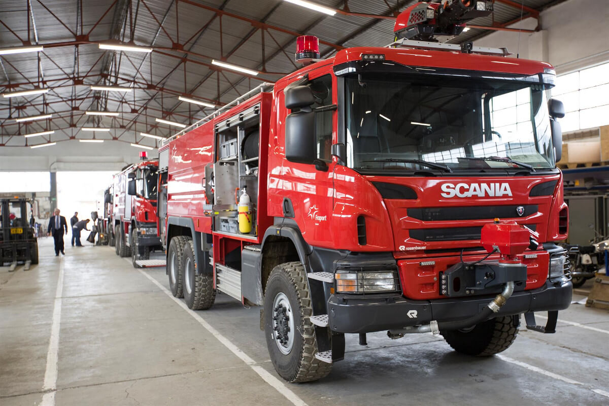 Nowe wozy strażackie Scania dla Fraport Greece Nowe wozy strażackie Scania dla Fraport Greece