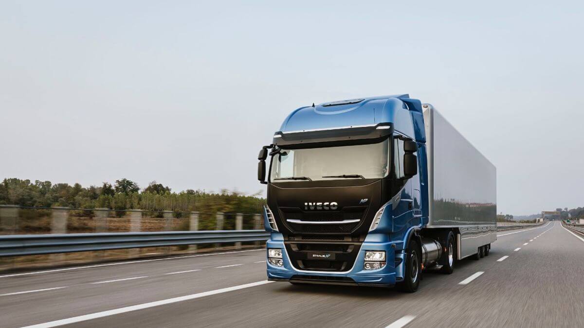 Stoisko IVECO we współpracy z SHELL na targach IAA 2018 Stoisko IVECO we współpracy z SHELL na targach IAA 2018