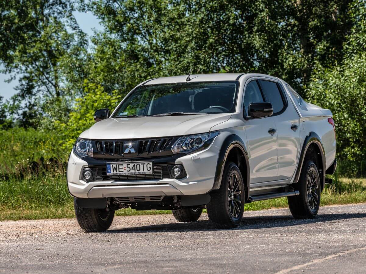 MITSUBISHI L200 2018 BLACK EDITION MITSUBISHI L200 2018 BLACK EDITION