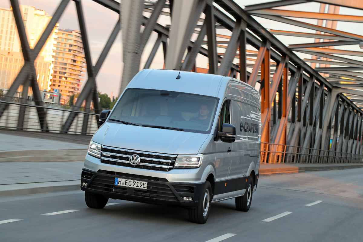 Volkswagen Samochody Użytkowe prezentuje nowego e-Craftera Volkswagen Samochody Użytkowe prezentuje nowego e-Craftera