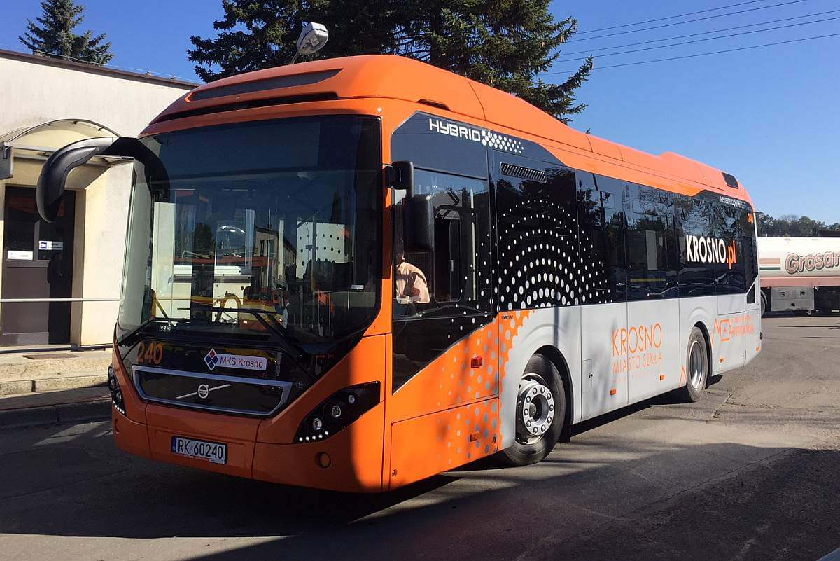 11 autobusów hybrydowych Volvo dotarło do Krosna 11 autobusów hybrydowych Volvo dotarło do Krosna