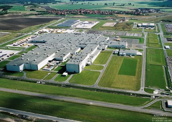 Toyota i PSA otwierają nowy rozdział wieloletniej współpracy w Europie Toyota i PSA otwierają nowy rozdział wieloletniej współpracy w Europie