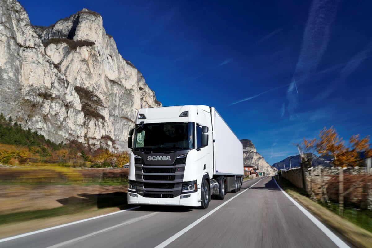 10 ciągników Scania na gaz w Epo-Trans 10 ciągników Scania na gaz w Epo-Trans