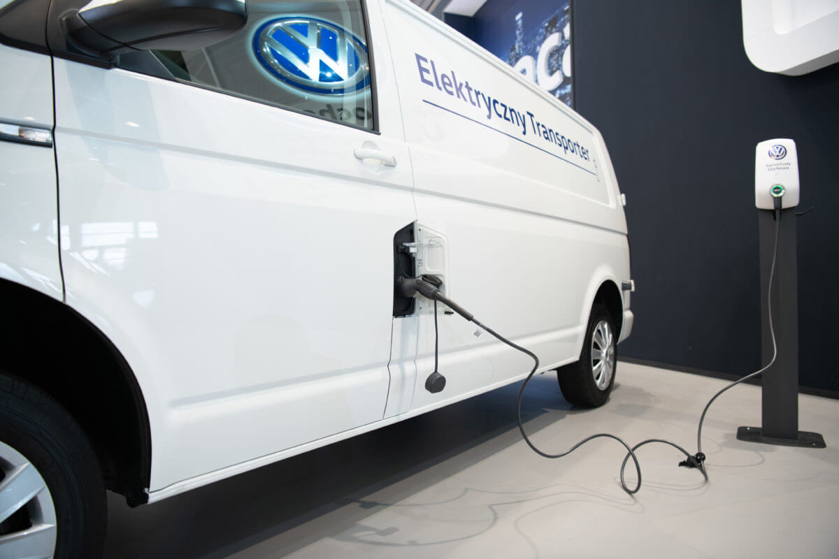 Kierunek nowoczesnej logistyki miejskiej wyznaczają elektryczne Volkswageny Kierunek nowoczesnej logistyki miejskiej wyznaczają elektryczne Volkswageny