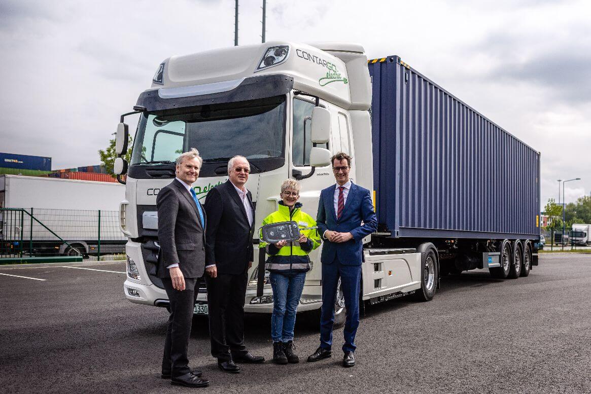 Dwa DAF-y CF Electric w Rhenus Logistics Dwa DAF-y CF Electric w Rhenus Logistics