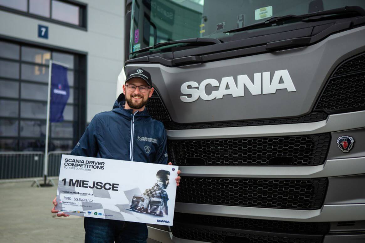 Piotr Dołengiewicz zwycięzcą Konkursu Kierowców Scania Piotr Dołengiewicz zwycięzcą Konkursu Kierowców Scania