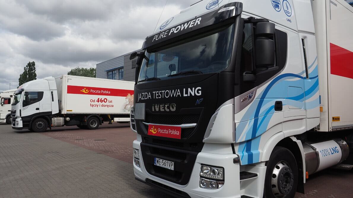 Poczta Polska rozpoczyna testy ekologicznego ciągnika siodłowego Iveco Stralis Natural Power Poczta Polska rozpoczyna testy ekologicznego ciągnika siodłowego Iveco Stralis Natural Power