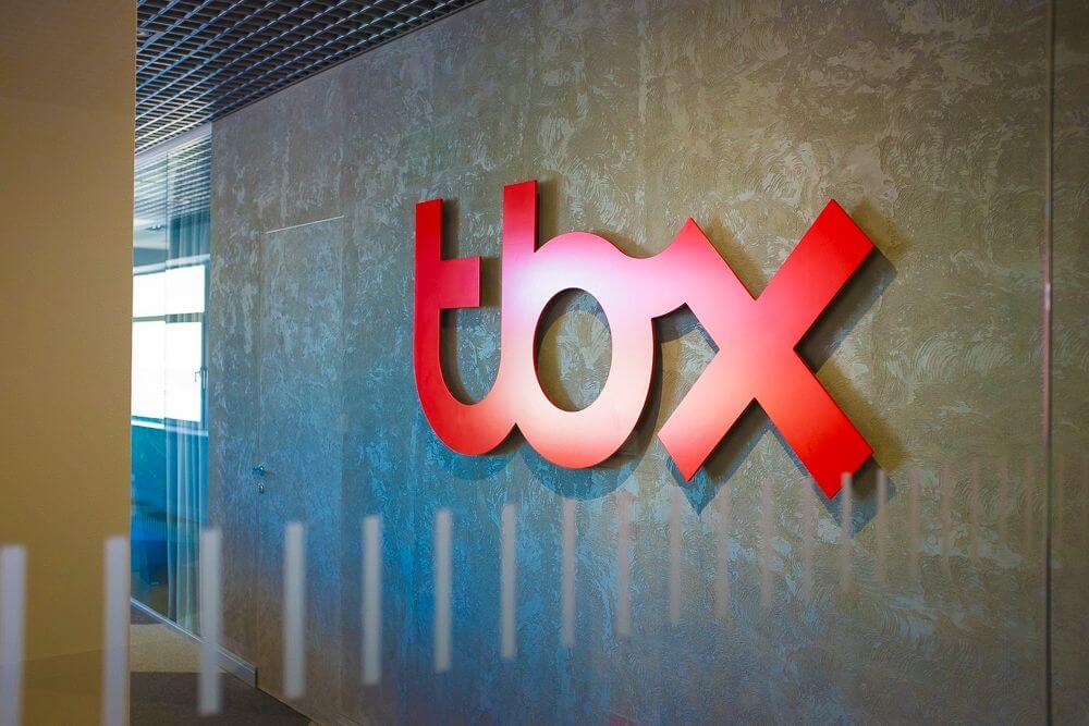 TBX Logistics usprawnił działania dzięki integracji telematyki z TIMOCOM Smart APP Tracking TBX Logistics usprawnił działania dzięki integracji telematyki z TIMOCOM Smart APP Tracking