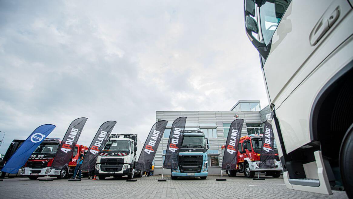 Volvo Trucks jako pierwsza firma szkoli strażaków z budowy samochodów ciężarowych Volvo Trucks jako pierwsza firma szkoli strażaków z budowy samochodów ciężarowych