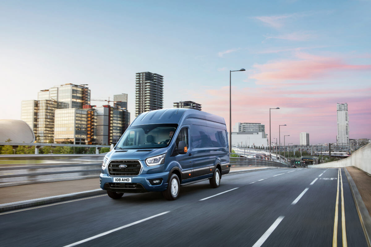 Ford Transit się zmienia