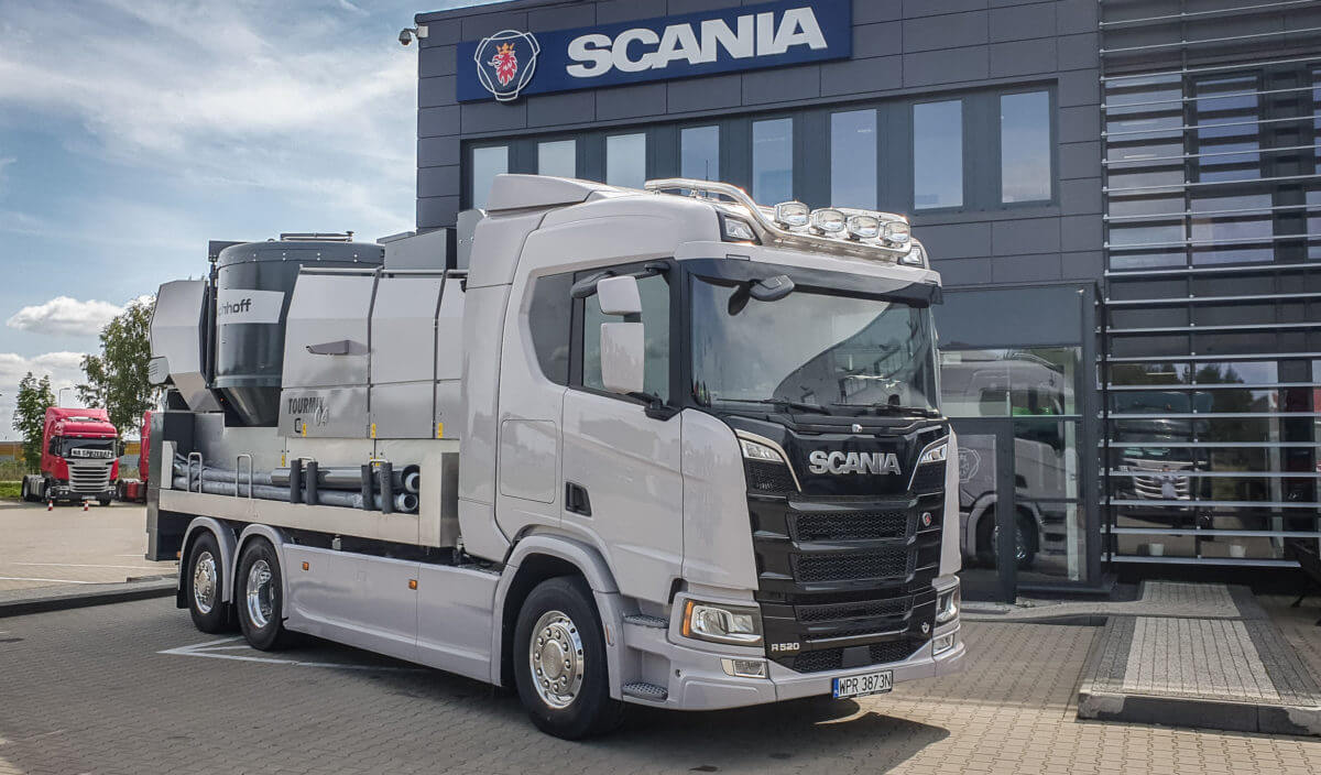 Mobilna mieszalnia pasz na podwoziu Scania