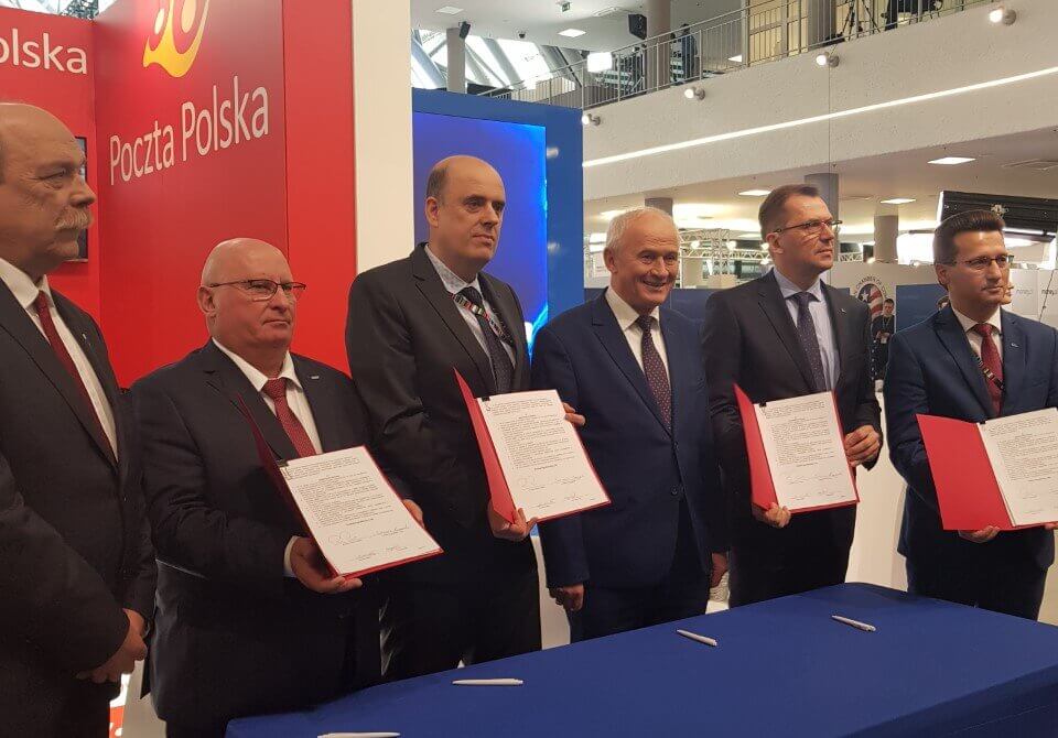 Poczta Polska, Grupa Enea i KZŁ podpisały list intencyjny na rzecz rozwijania elektromobilności Poczta Polska, Grupa Enea i KZŁ podpisały list intencyjny na rzecz rozwijania elektromobilności