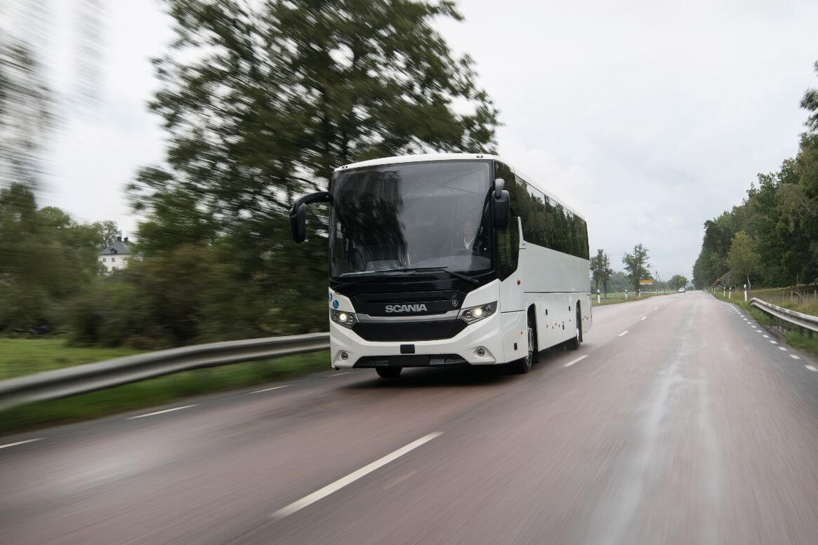 Scania przedstawia autobusy miejskie i podmiejskie nowej generacji Scania przedstawia autobusy miejskie i podmiejskie nowej generacji