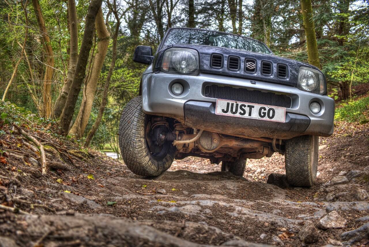 Suzuki Jimny – Co sprawdzić po każdej wyprawie w teren? Suzuki Jimny – Co sprawdzić po każdej wyprawie w teren?