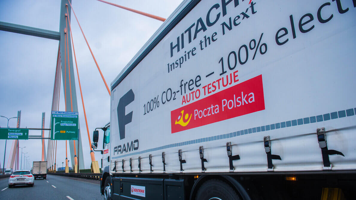 Poczta Polska i Żabka testują największą elektryczną ciężarówkę