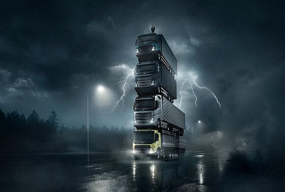 Spektakularny film zapowiada premierę czterech pojazdów ciężarowych Volvo Spektakularny film zapowiada premierę czterech pojazdów ciężarowych Volvo