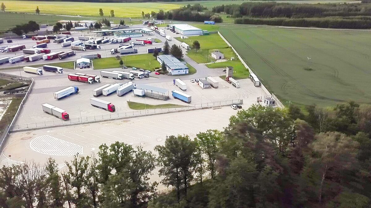 Bezpieczny parking albo 8 miliardów