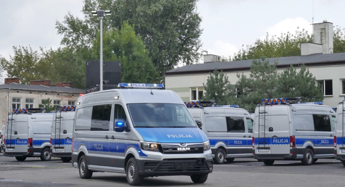 23 pojazdy MAN TGE dla Komendy Stołecznej Policji