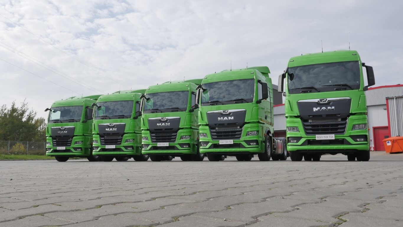 Firma Bury odbiera 20 MAN-ów TGX