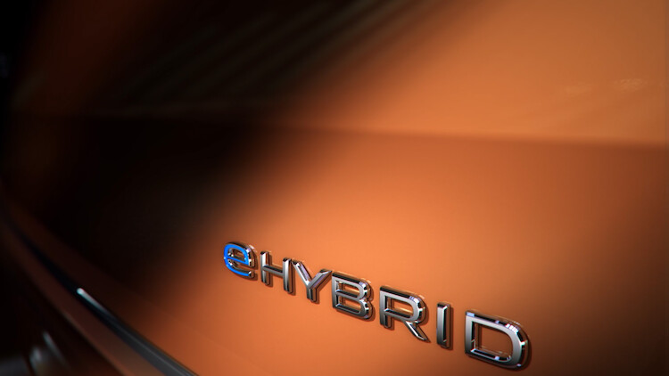 Nowy Multivan także jako hybryda plug-in