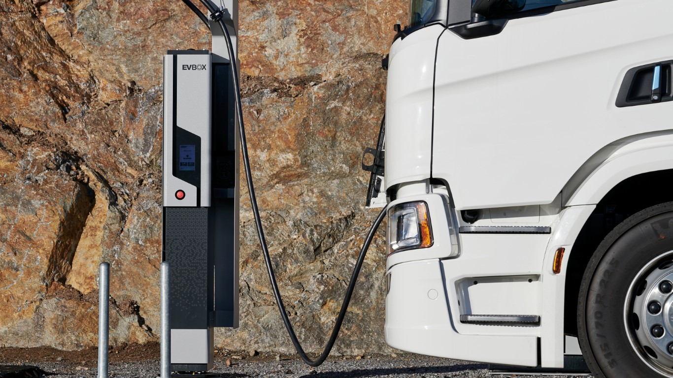 Traton, Daimer i Volvo będą razem stawiać ładowarki