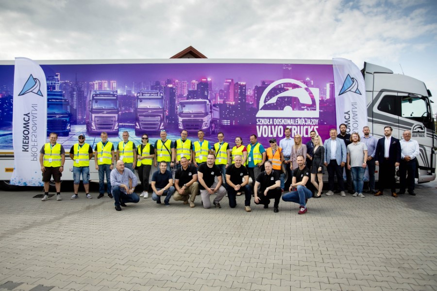 Profesjonalni kierowcy” z wizytą w Wieltonie Profesjonalni kierowcy” z wizytą w Wieltonie