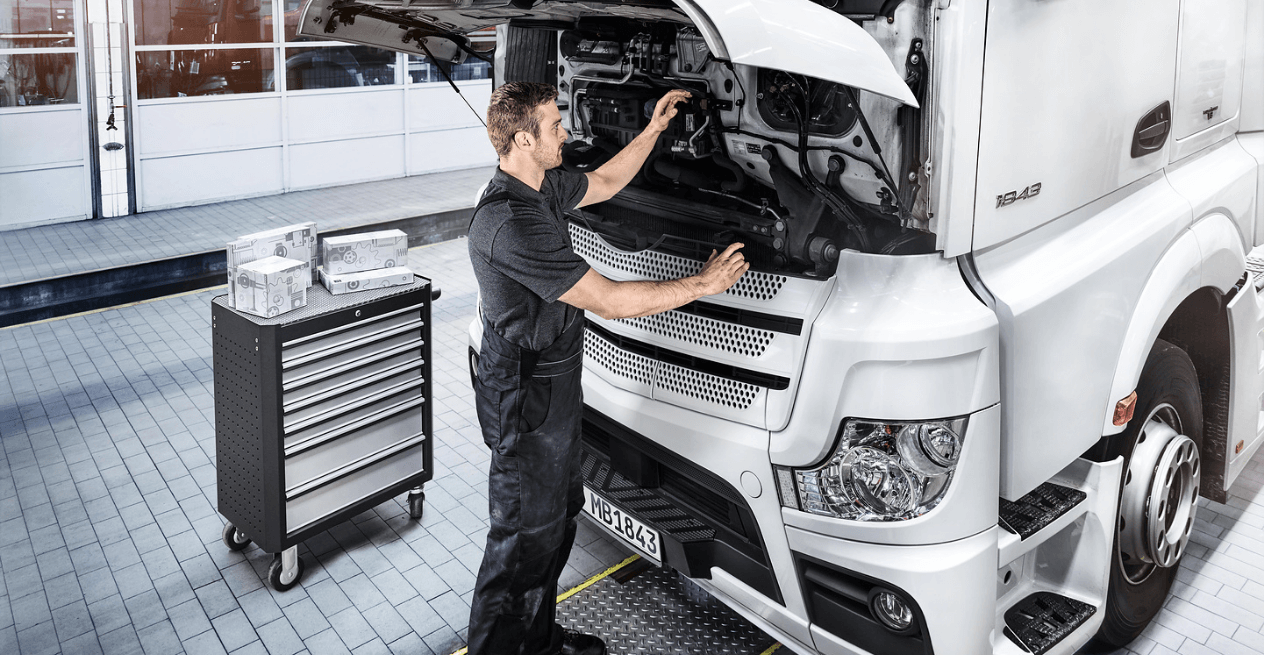 Jak wybrać serwis auta ciężarowego? Jak wybrać serwis auta ciężarowego?