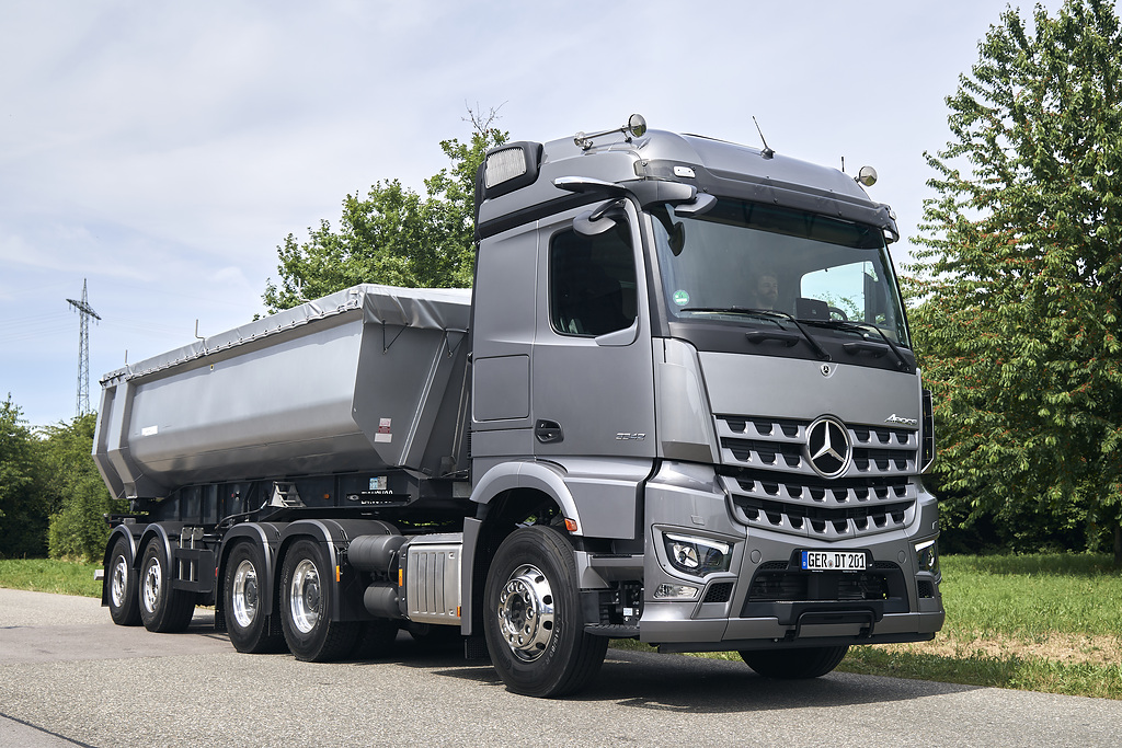 Mercedes na targach Bauma 2022