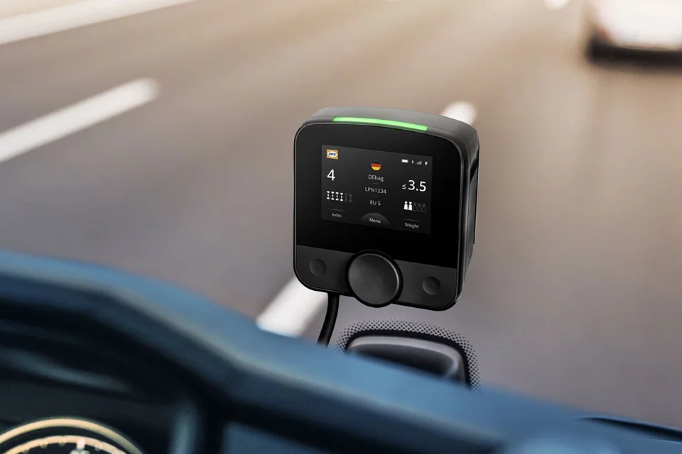 Nowe urządzenia do poboru opłat z 4G od DKV Mobility