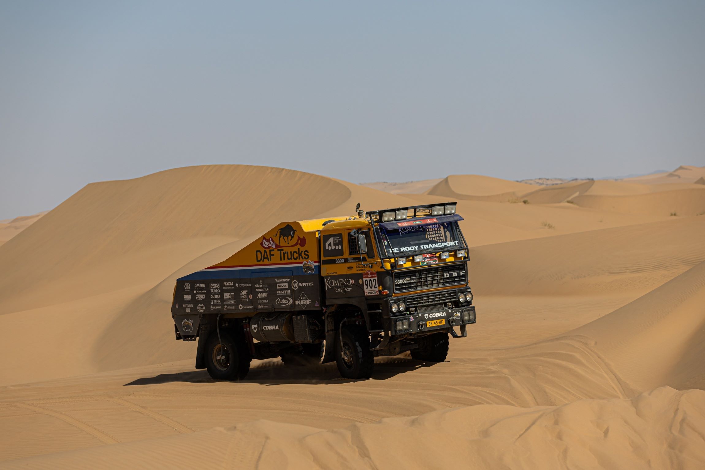 Polacy jadący DAF 3300 najlepsi w Rajd Dakar Classic