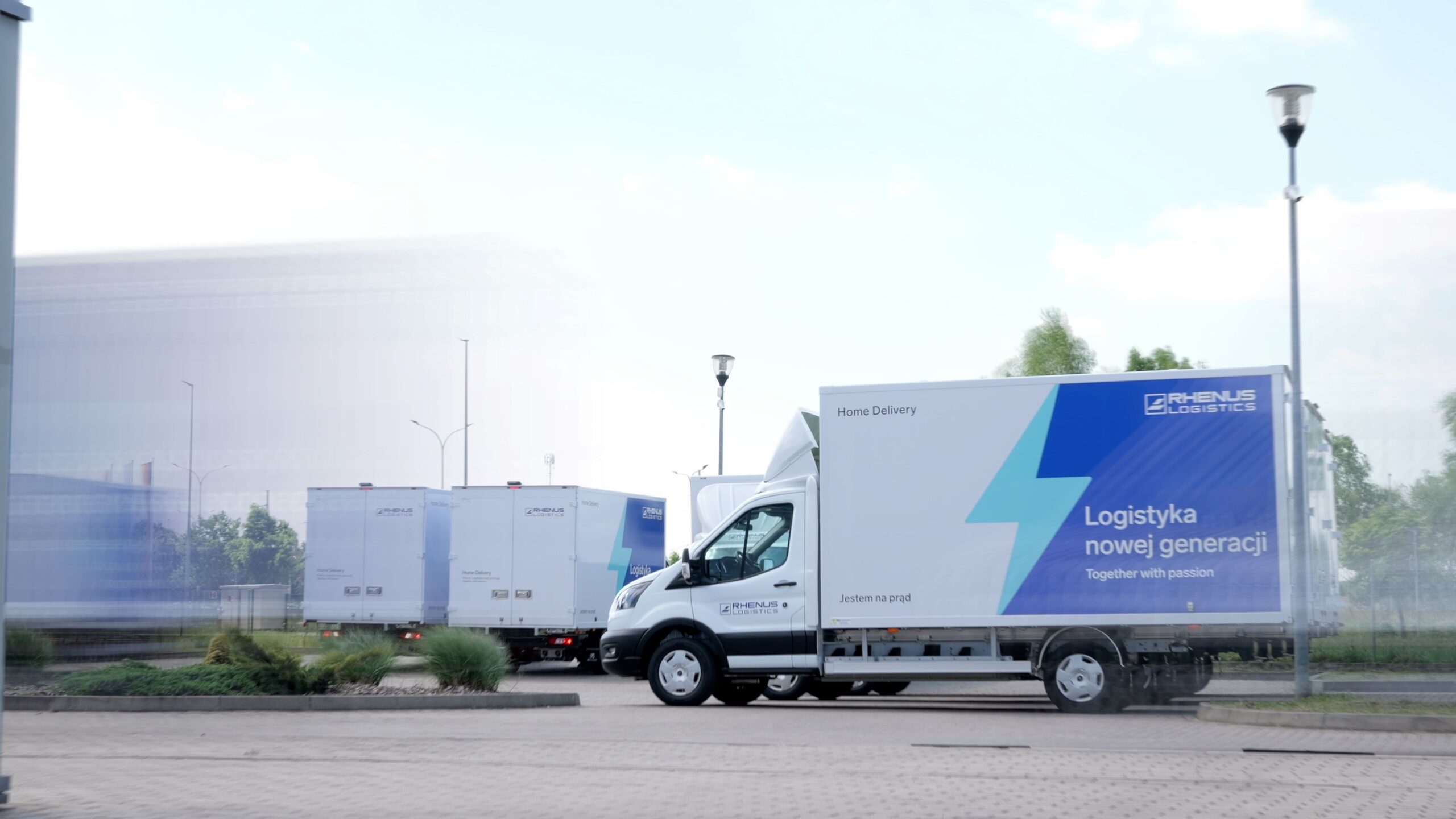Rhenus coraz bardziej elektryczny. Teraz dokupił 9 dostawczaków